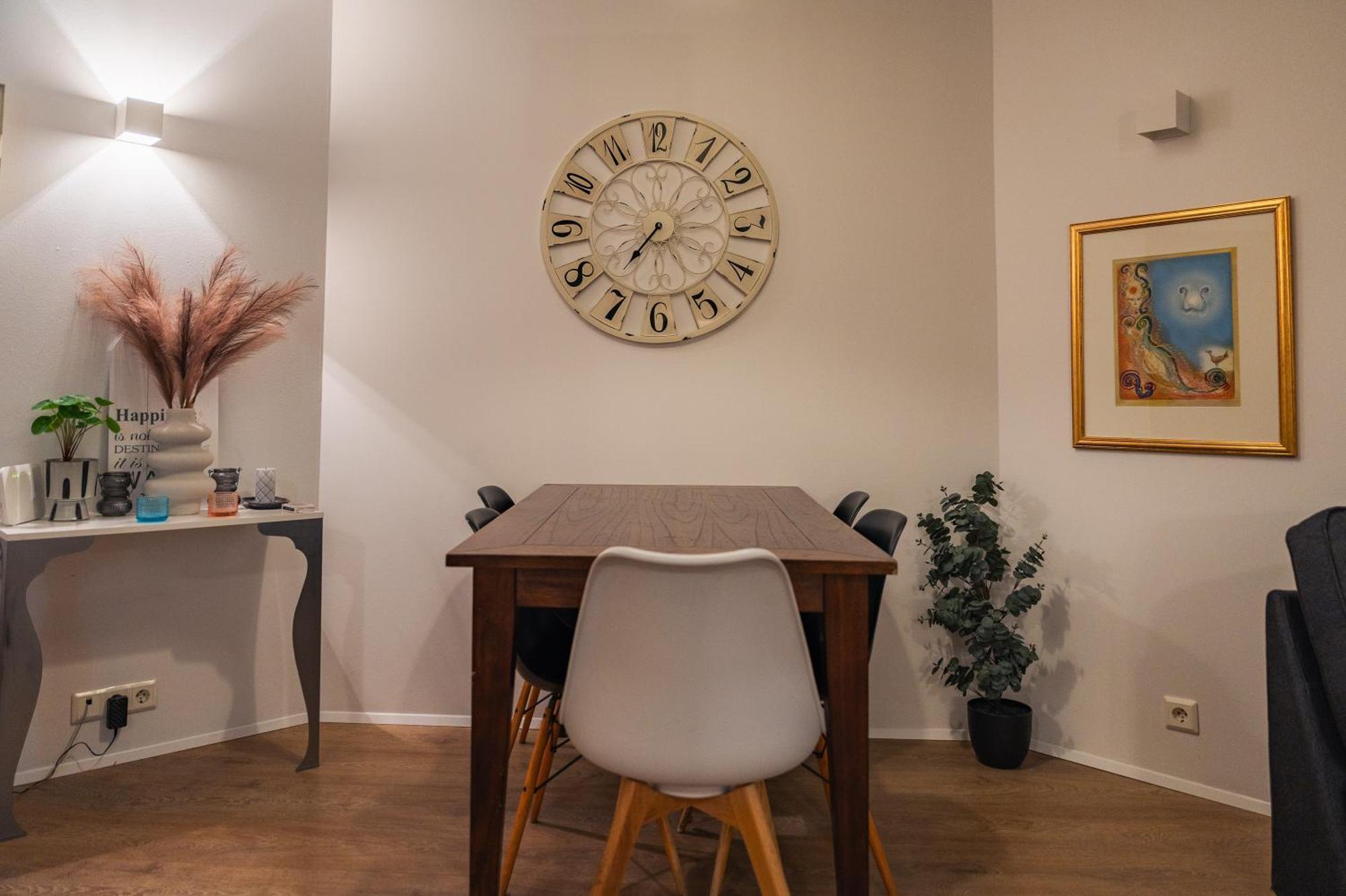 Hafnarstraeti 100, Downtown Apartment Akureyri Ngoại thất bức ảnh