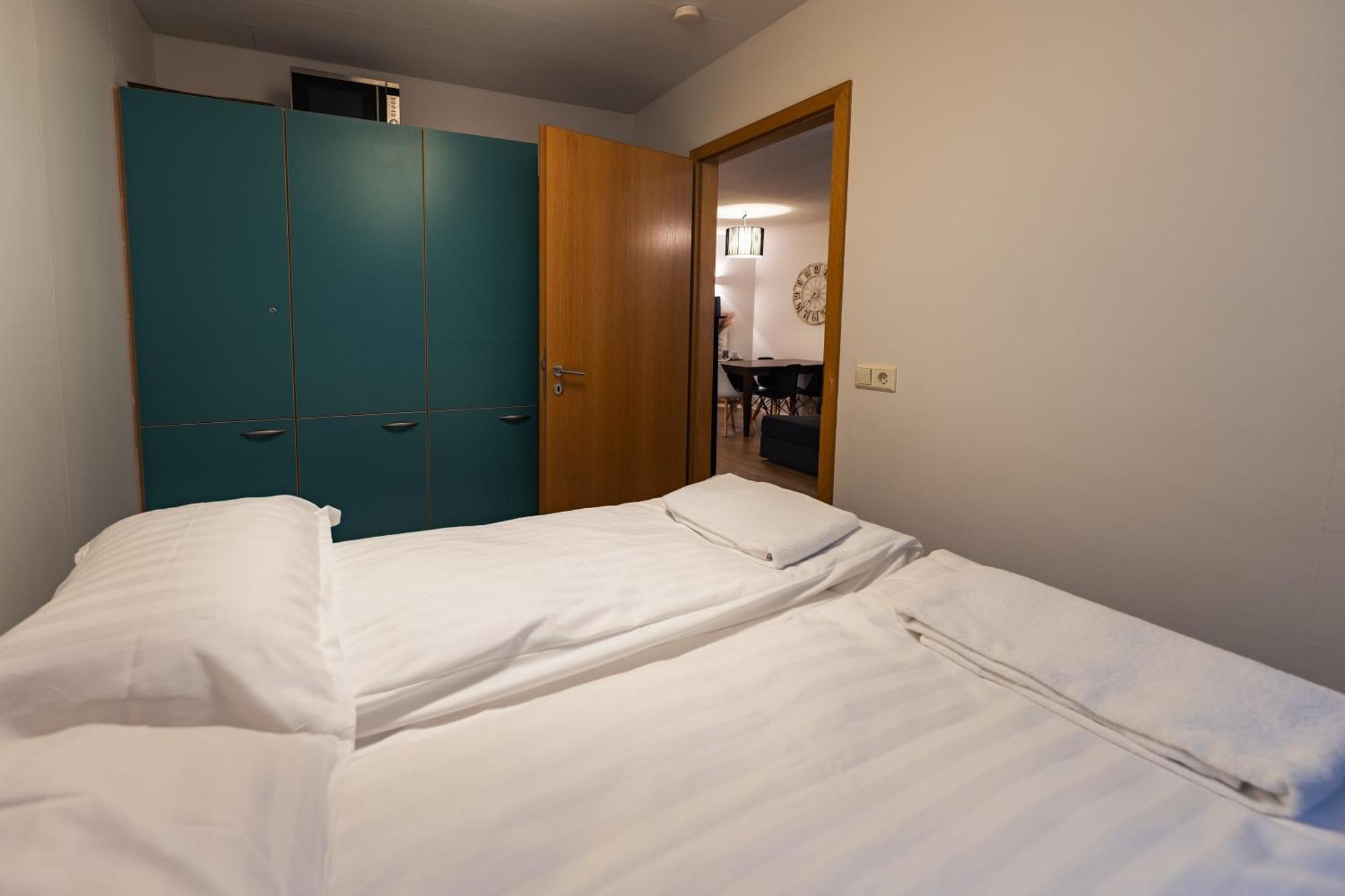 Hafnarstraeti 100, Downtown Apartment Akureyri Ngoại thất bức ảnh