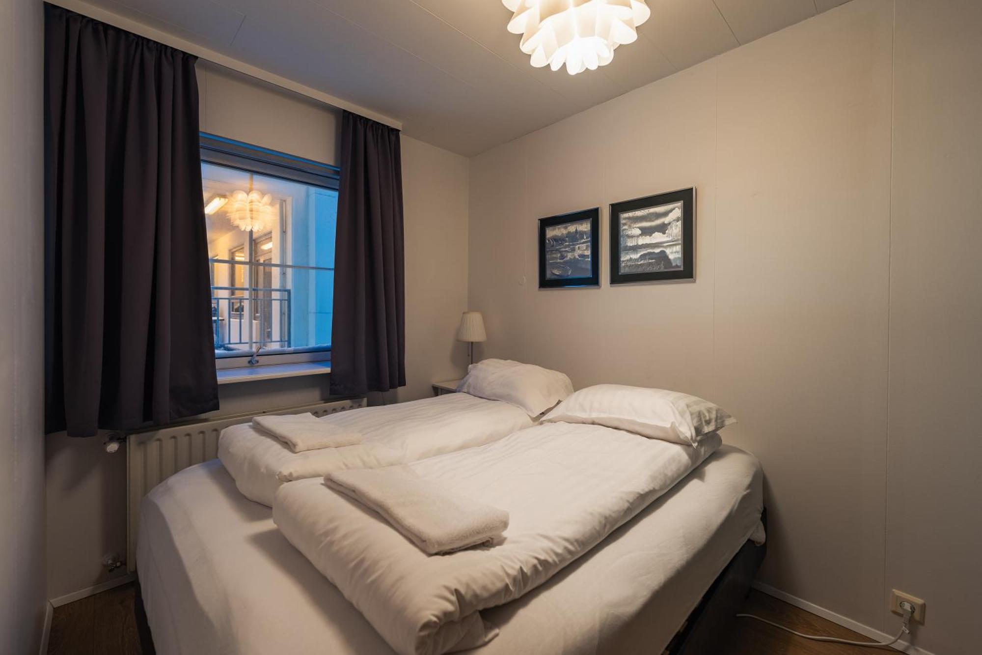 Hafnarstraeti 100, Downtown Apartment Akureyri Ngoại thất bức ảnh